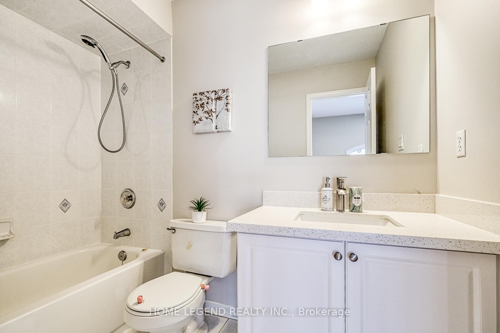 Photo 26 of 49 Warren Bradley Street, Markham, Berczy — HOMEH