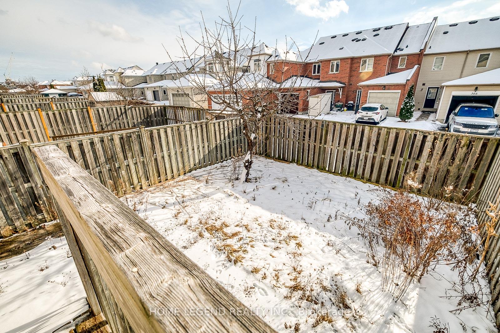 Photo 33 of 49 Warren Bradley Street, Markham, Berczy — HOMEH