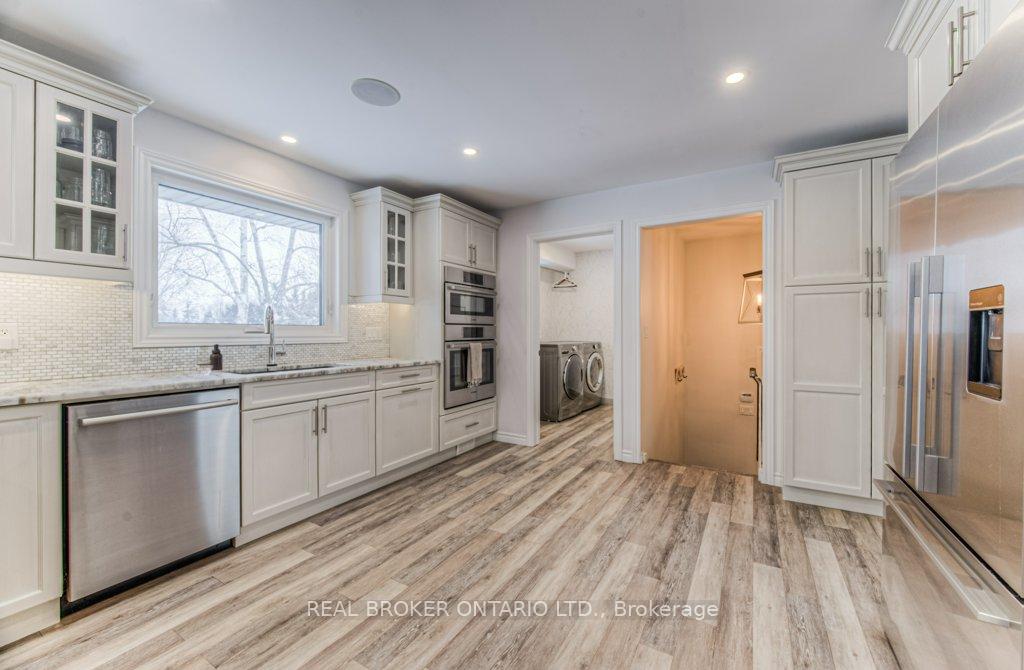 Photo 13 of 424 Lexington Road, Waterloo — HOMEH