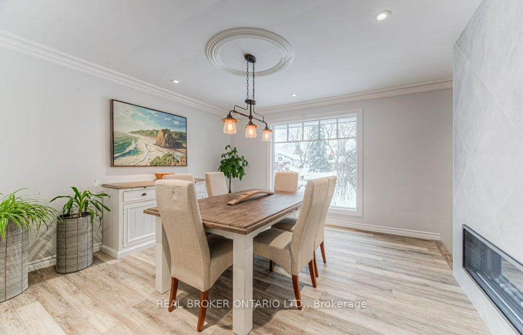 Photo 18 of 424 Lexington Road, Waterloo — HOMEH