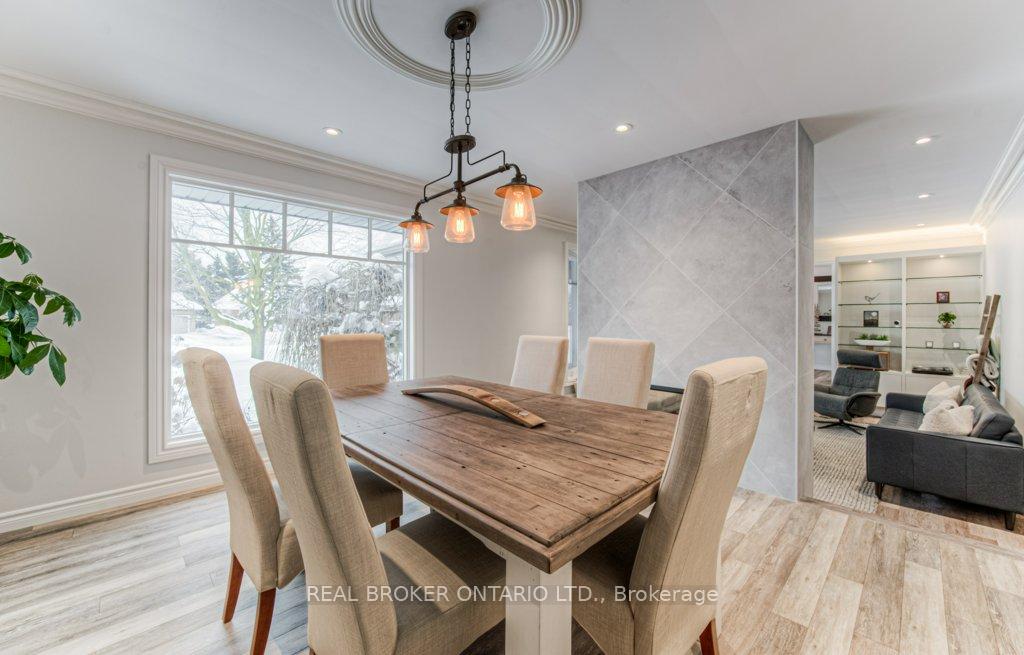 Photo 19 of 424 Lexington Road, Waterloo — HOMEH