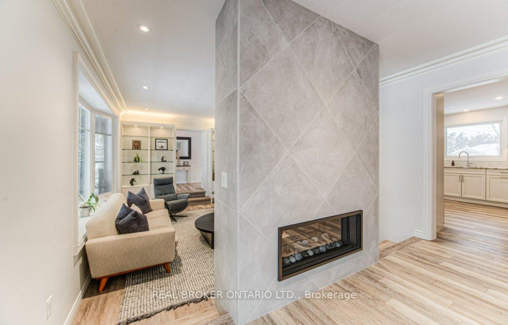 Photo 20 of 424 Lexington Road, Waterloo — HOMEH