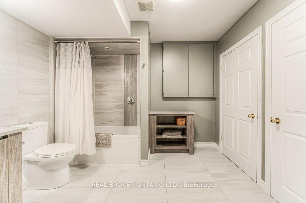 Photo 34 of 424 Lexington Road, Waterloo — HOMEH