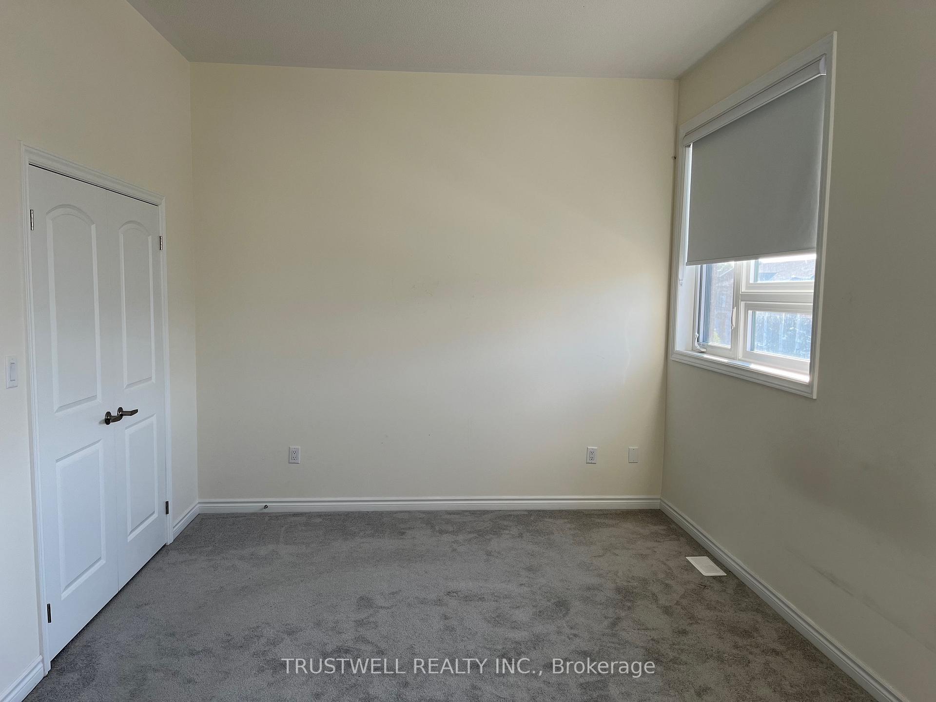 Photo 7 of 7 Mountainside Crescent, Whitby, Rolling Acres — HOMEH