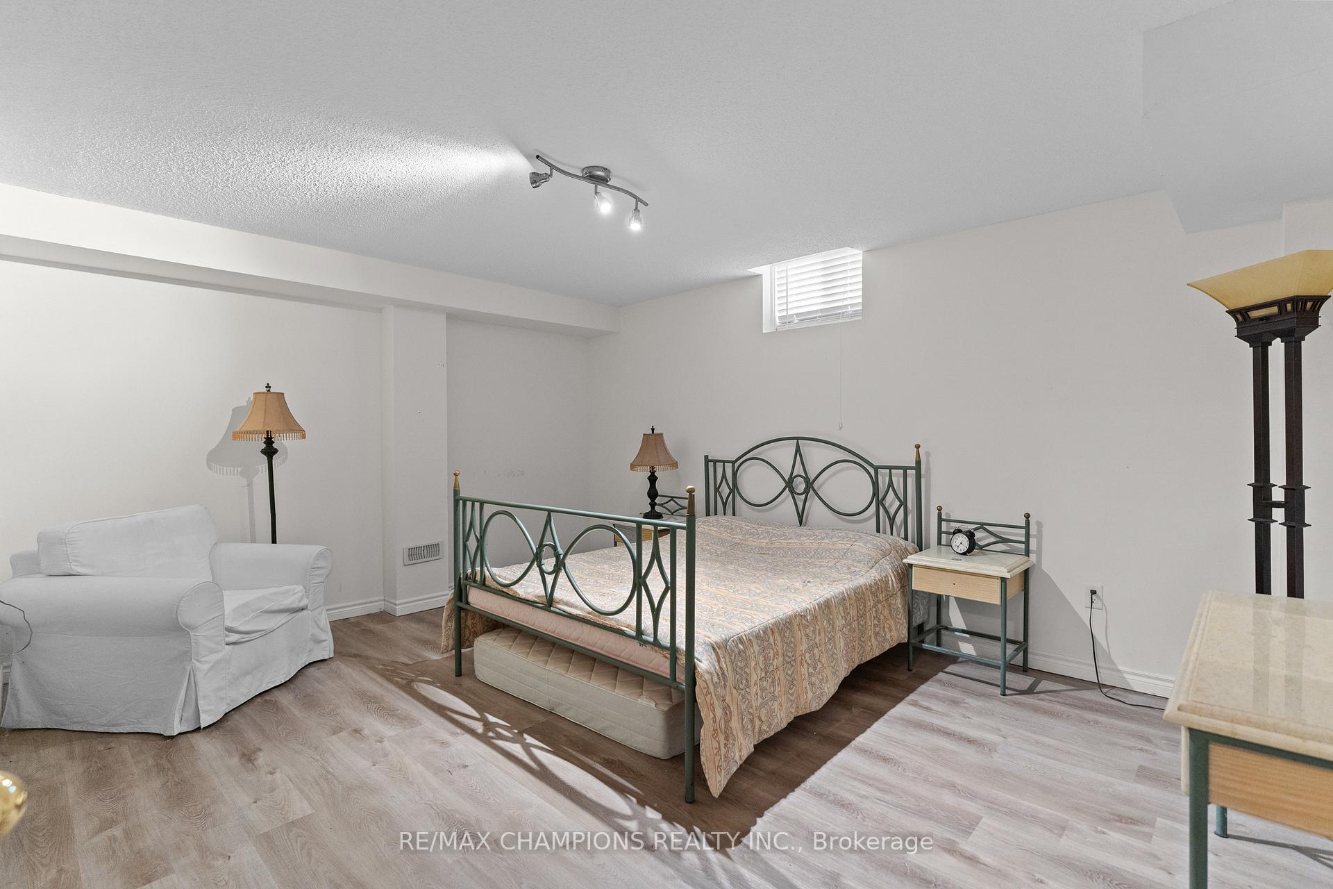 Photo 47 of 96 Wardlaw Place, Vaughan, Vellore Village — HOMEH