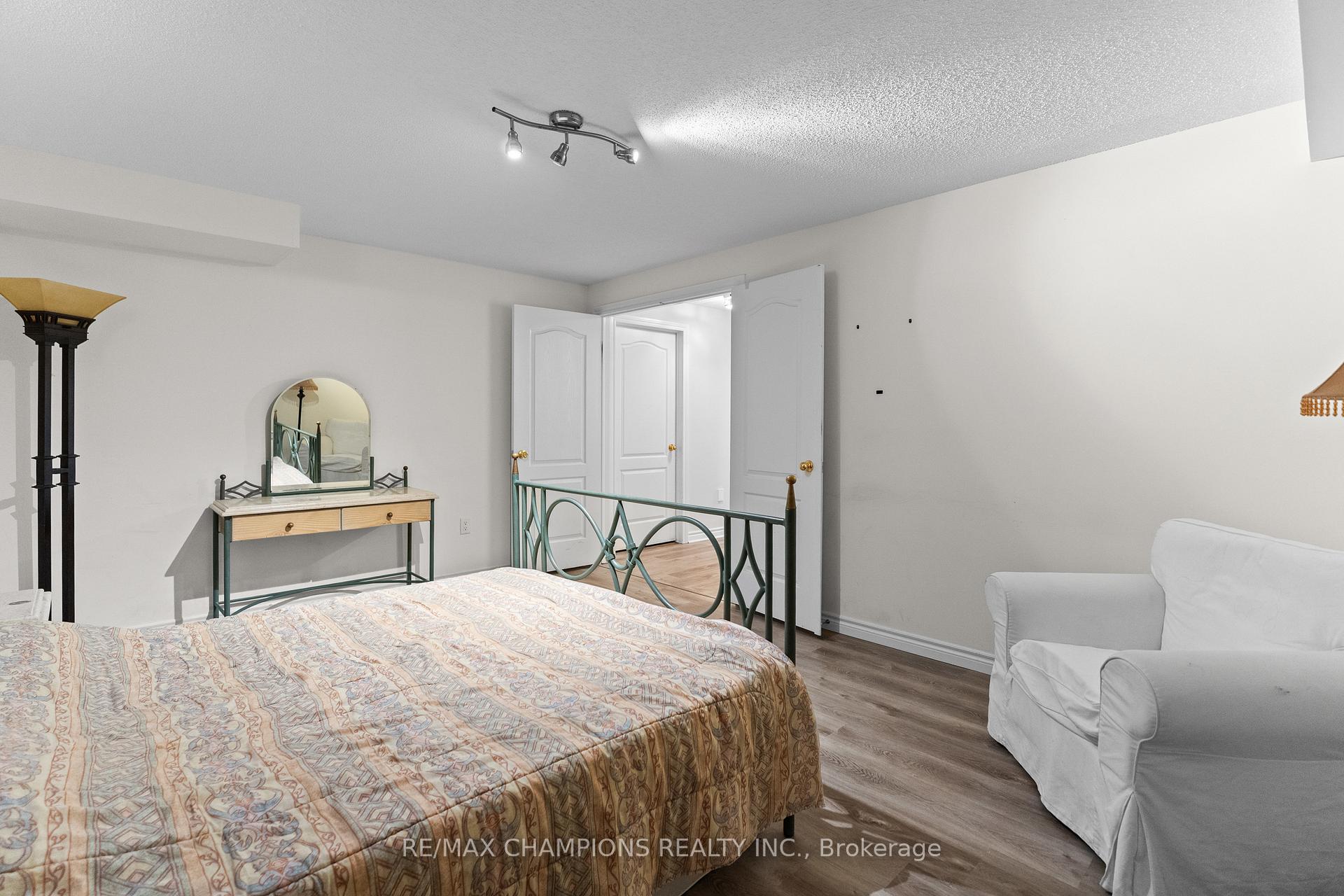 Photo 48 of 96 Wardlaw Place, Vaughan, Vellore Village — HOMEH