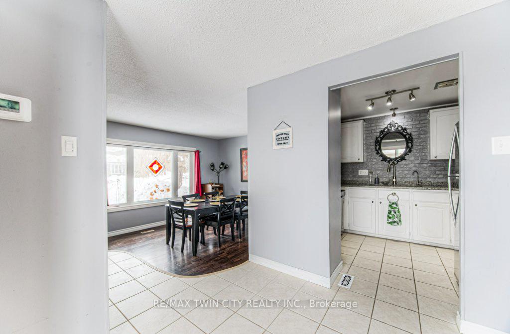 Photo 7 of 460 Drummerhill Crescent, Waterloo, Westvale — HOMEH