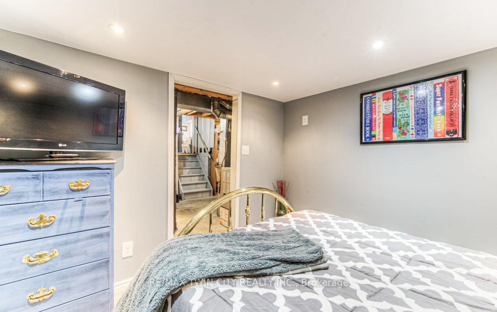 Photo 24 of 460 Drummerhill Crescent, Waterloo, Westvale — HOMEH