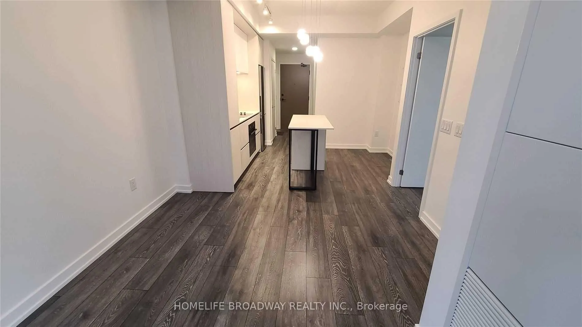 Photo 6 of Unit 801E, 34 Tubman Ave, Toronto, Regent Park — HOMEH