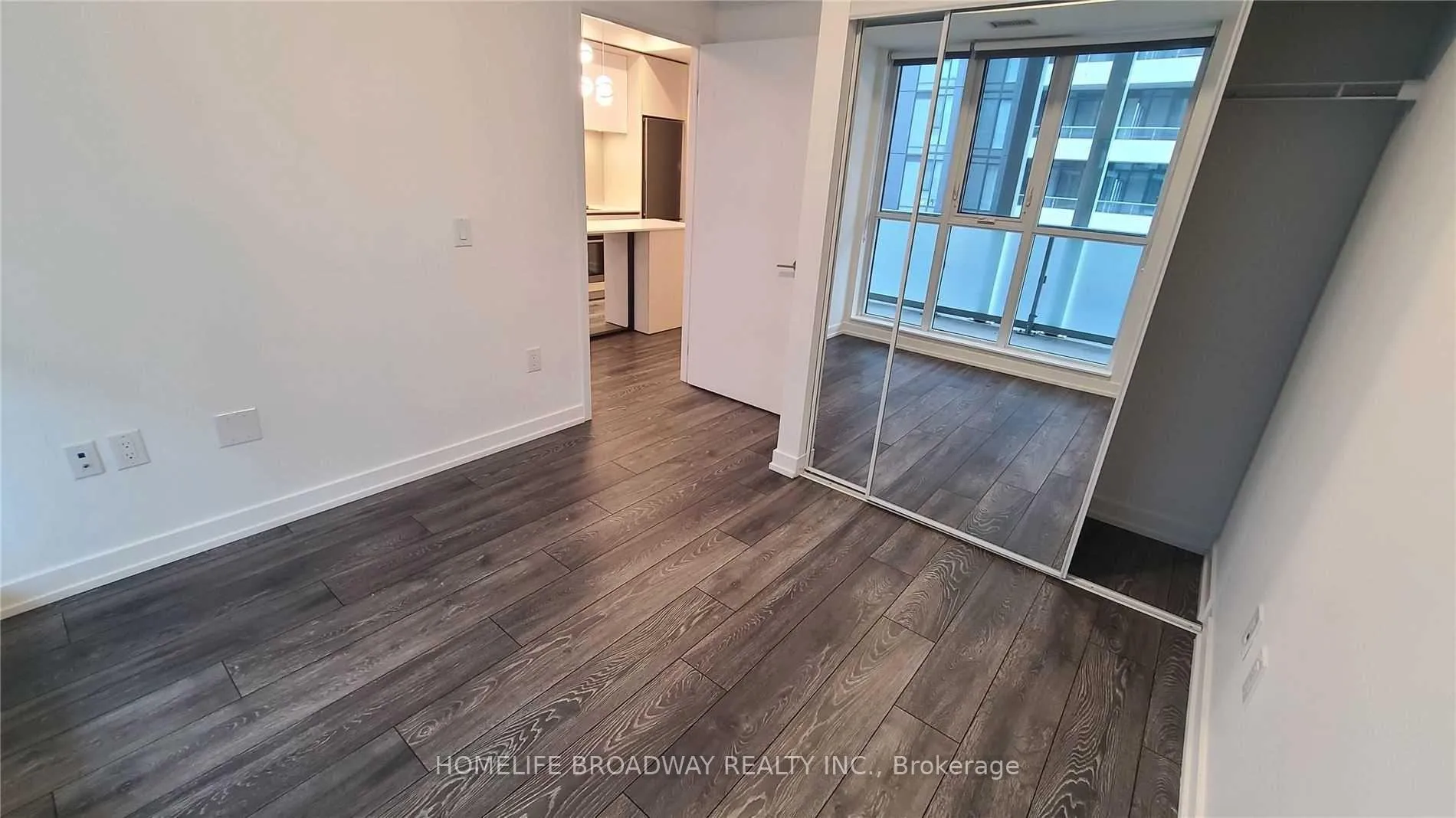 Photo 7 of Unit 801E, 34 Tubman Ave, Toronto, Regent Park — HOMEH