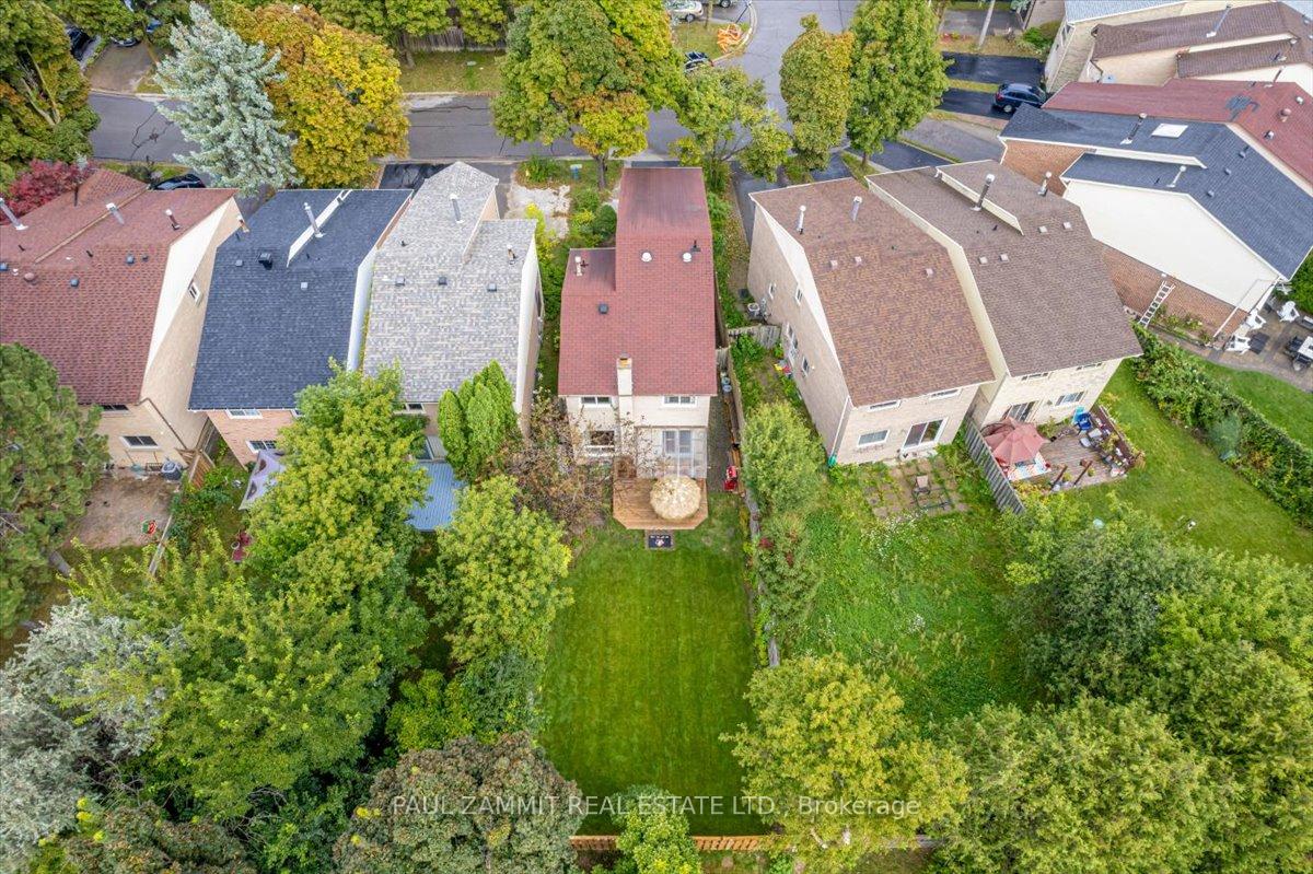 Photo 22 of 30 Baywood Court, Markham, Royal Orchard — HOMEH