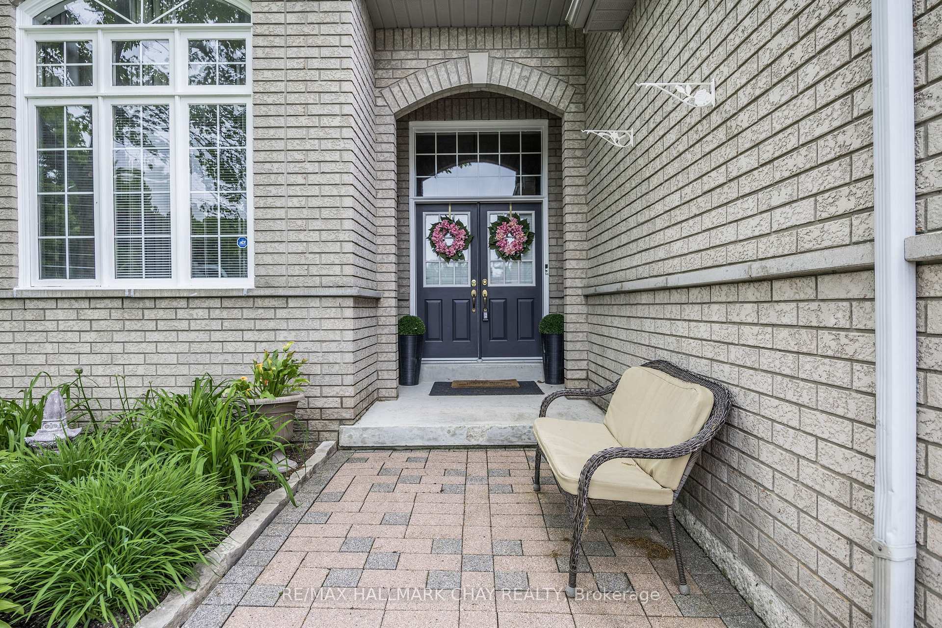 Photo 2 of 68 Bush Crescent, Wasaga Beach — HOMEH