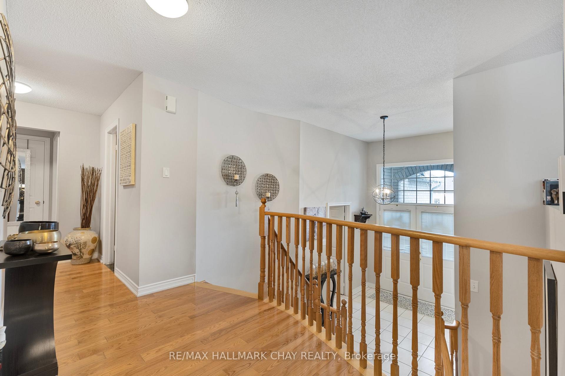 Photo 8 of 68 Bush Crescent, Wasaga Beach — HOMEH