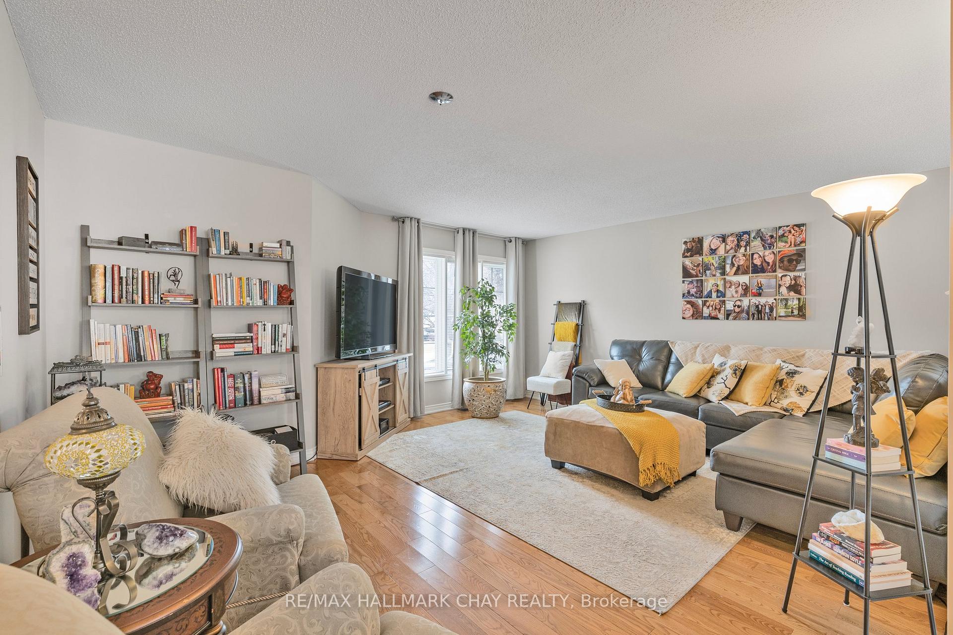 Photo 19 of 68 Bush Crescent, Wasaga Beach — HOMEH