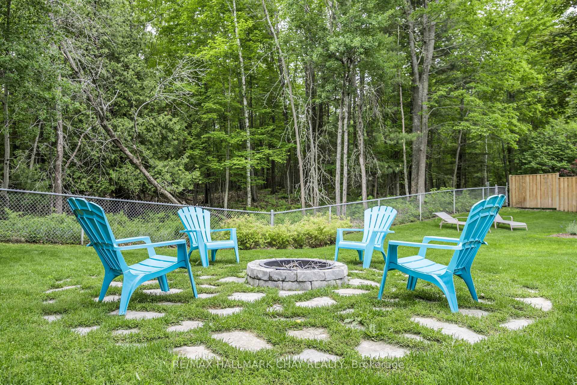 Photo 31 of 68 Bush Crescent, Wasaga Beach — HOMEH