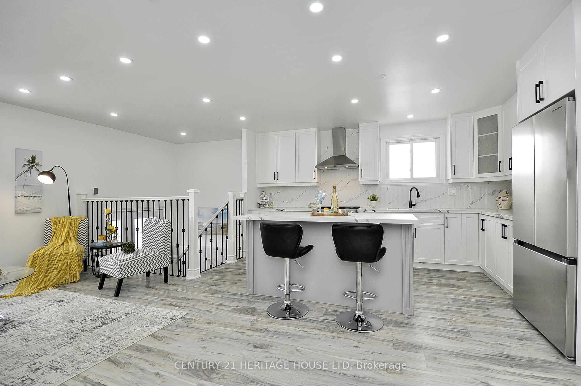 Photo 4 of 244 Northlake Drive, Waterloo — HOMEH