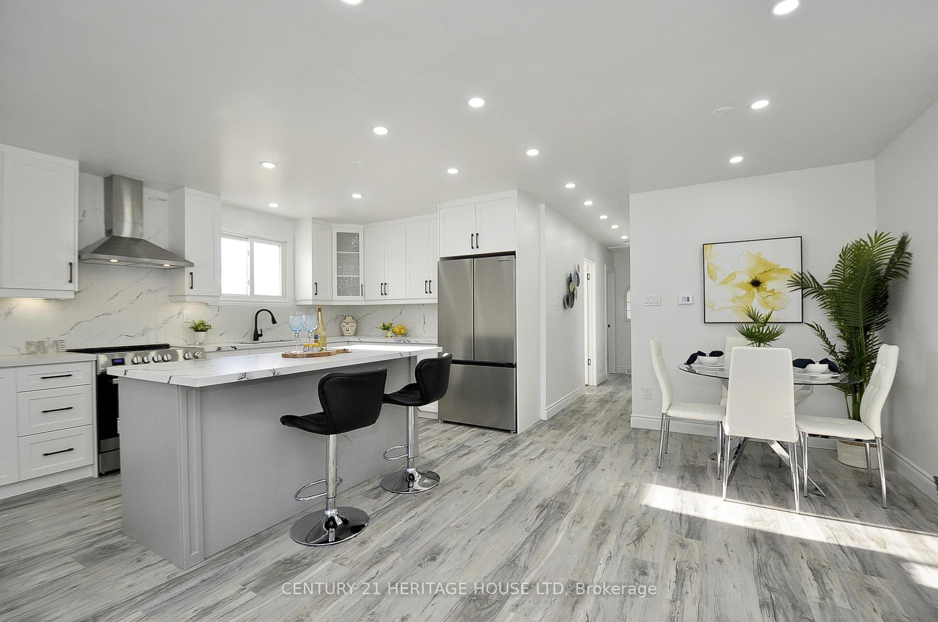 Photo 10 of 244 Northlake Drive, Waterloo — HOMEH