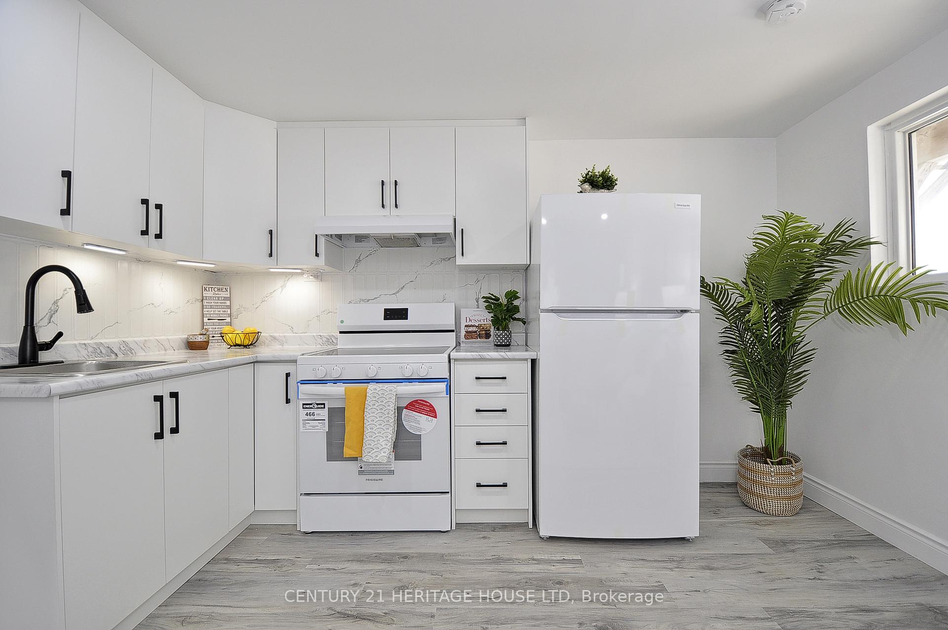 Photo 27 of 244 Northlake Drive, Waterloo — HOMEH