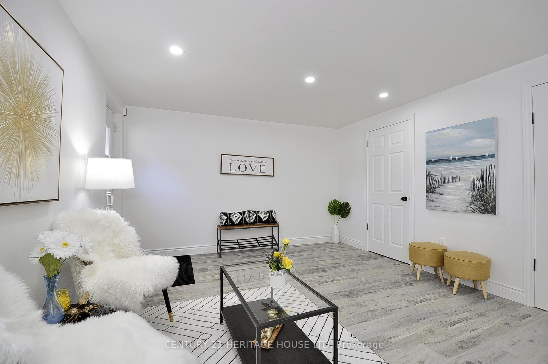 Photo 29 of 244 Northlake Drive, Waterloo — HOMEH