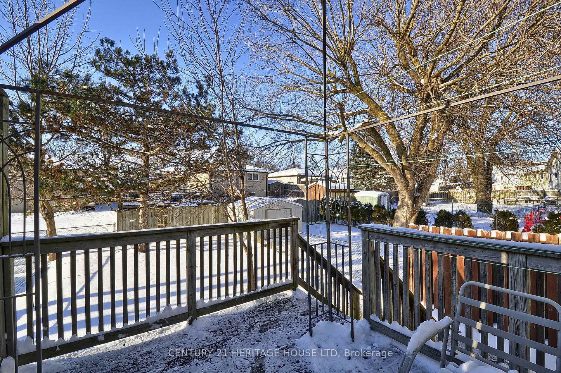 Photo 32 of 244 Northlake Drive, Waterloo — HOMEH