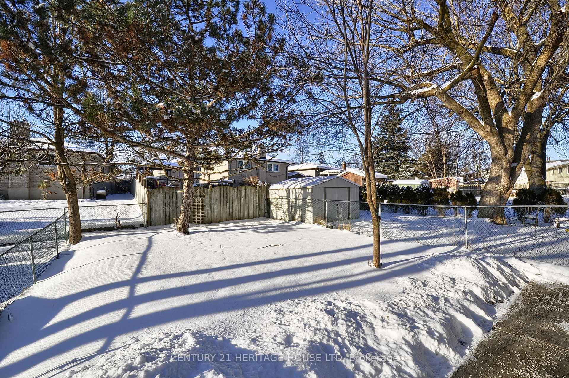 Photo 33 of 244 Northlake Drive, Waterloo — HOMEH