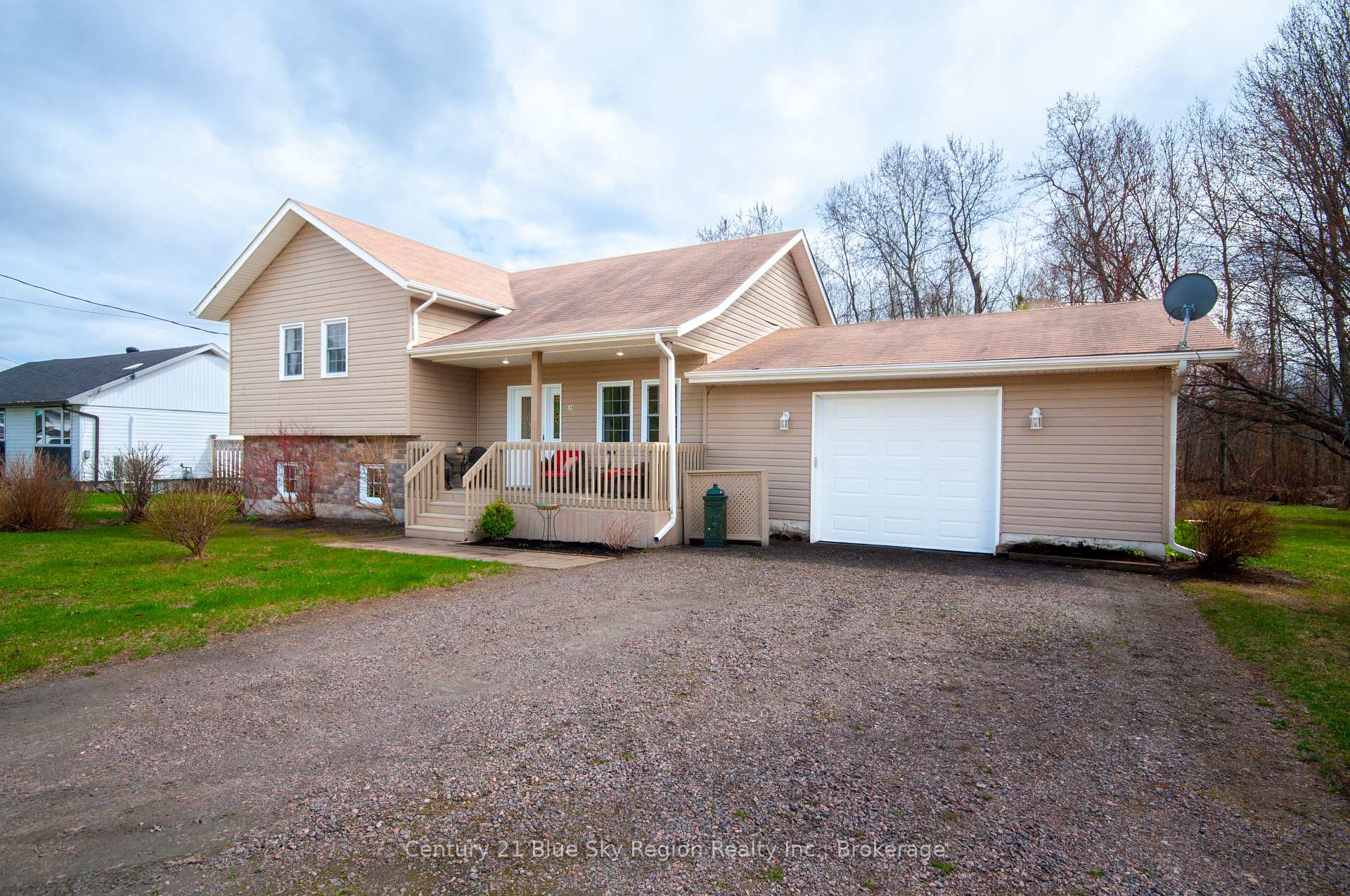 Photo 1 of 614 Sandhill Road, West Nipissing, Sturgeon Falls — HOMEH
