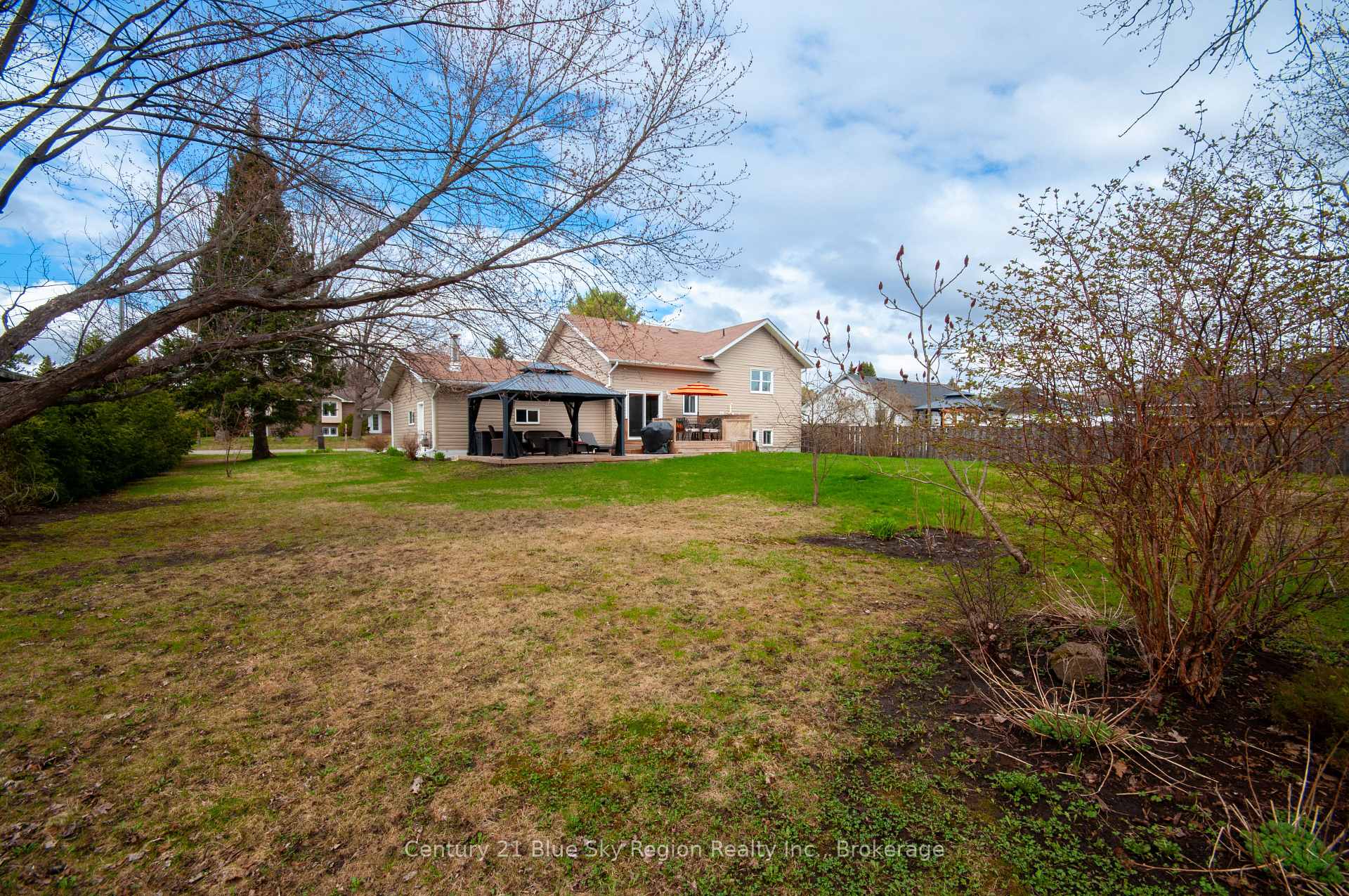 Photo 23 of 614 Sandhill Road, West Nipissing, Sturgeon Falls — HOMEH