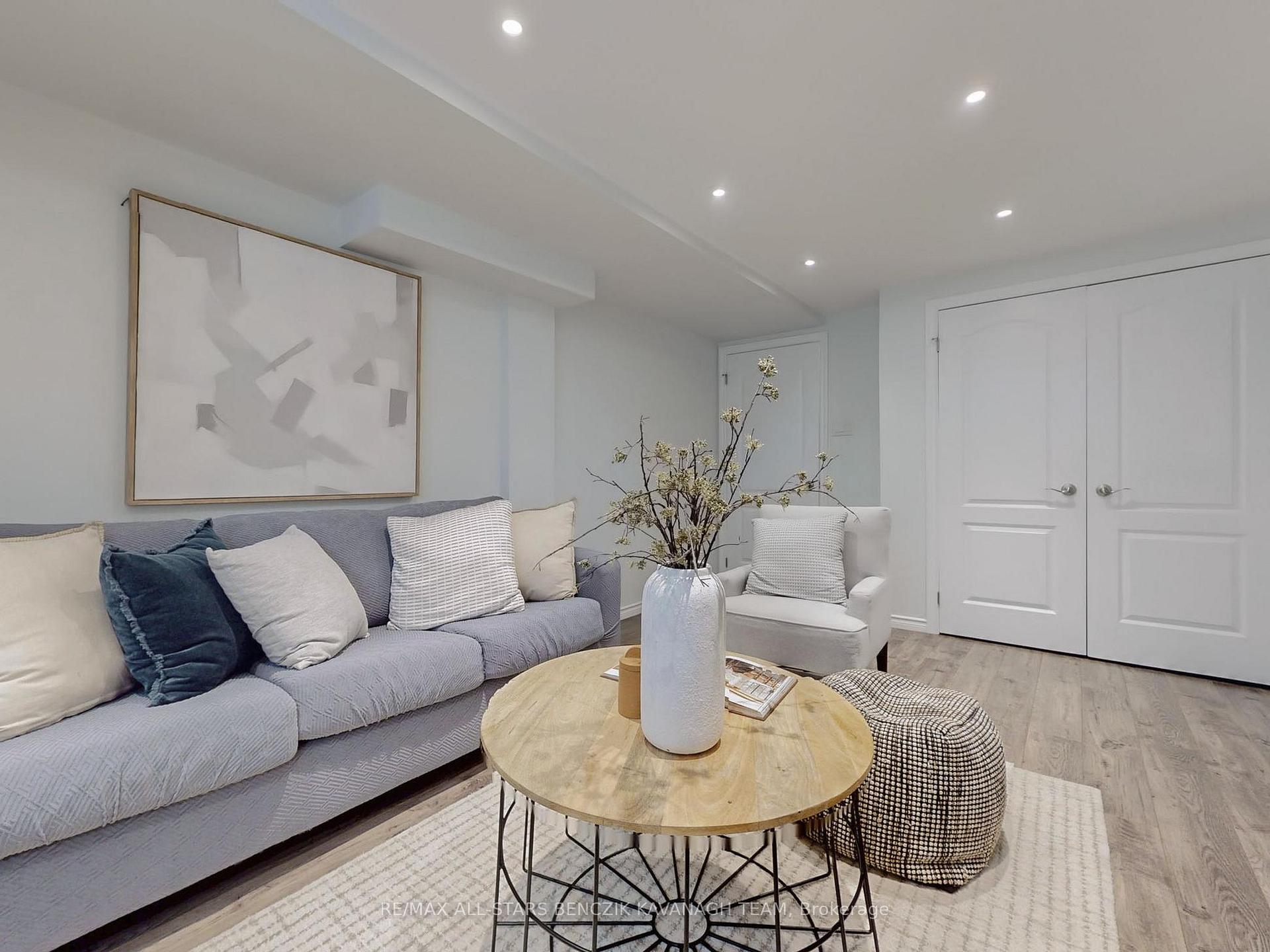 Photo 18 of 136 Riverlands Avenue, Markham, Cornell — HOMEH