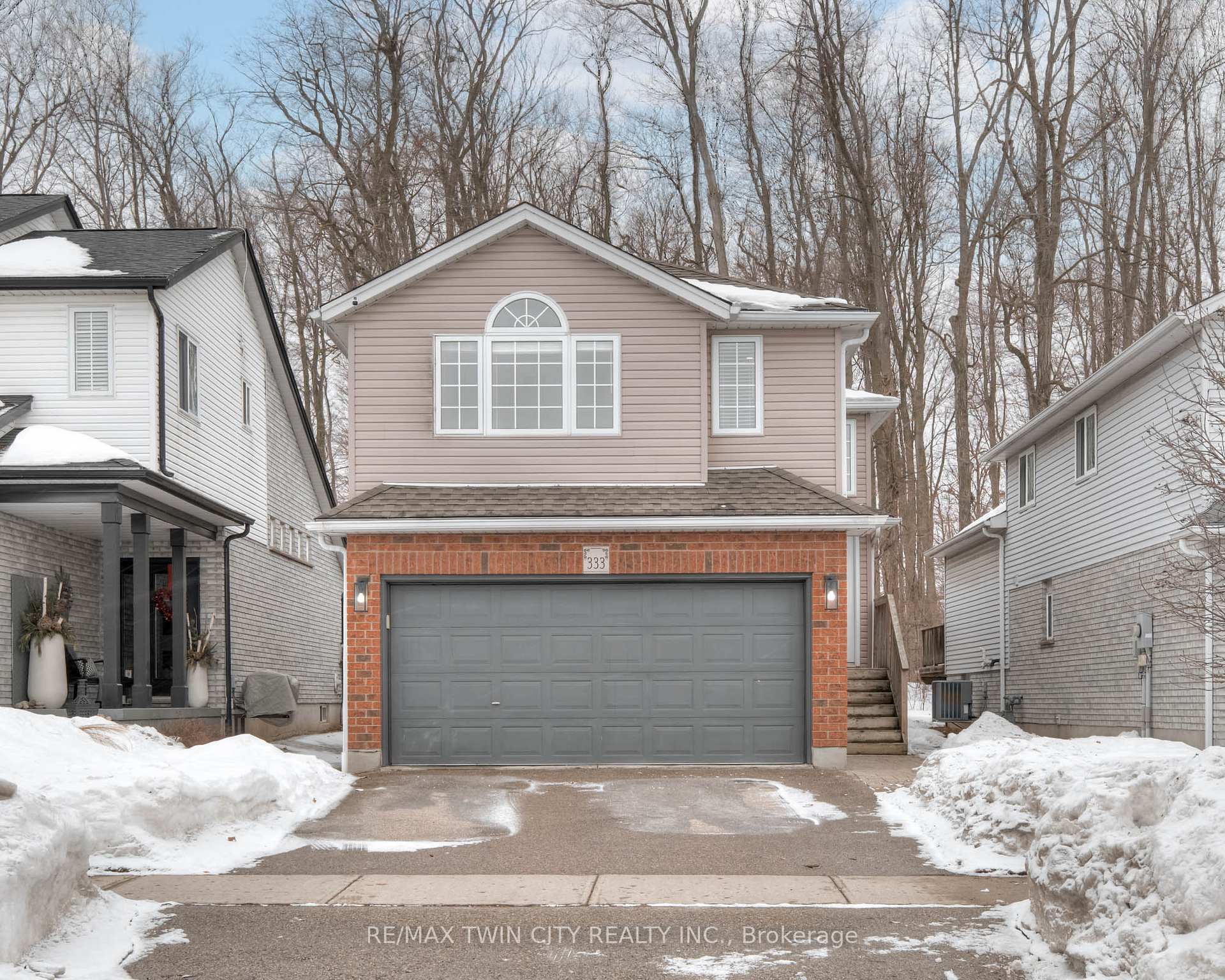 Photo 1 of 333 Pastern Trail, Waterloo, Lexington — HOMEH