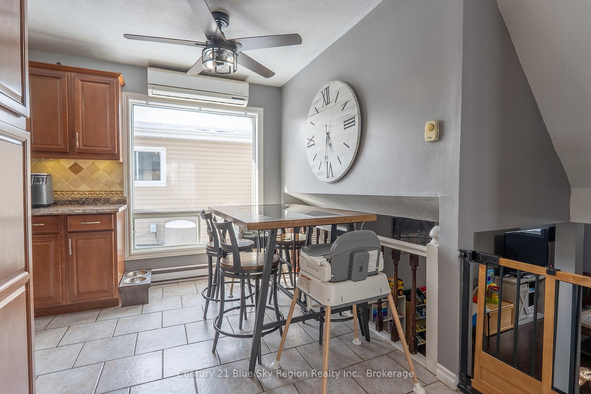 Photo 8 of 437 Mageau Street, West Nipissing, Sturgeon Falls — HOMEH