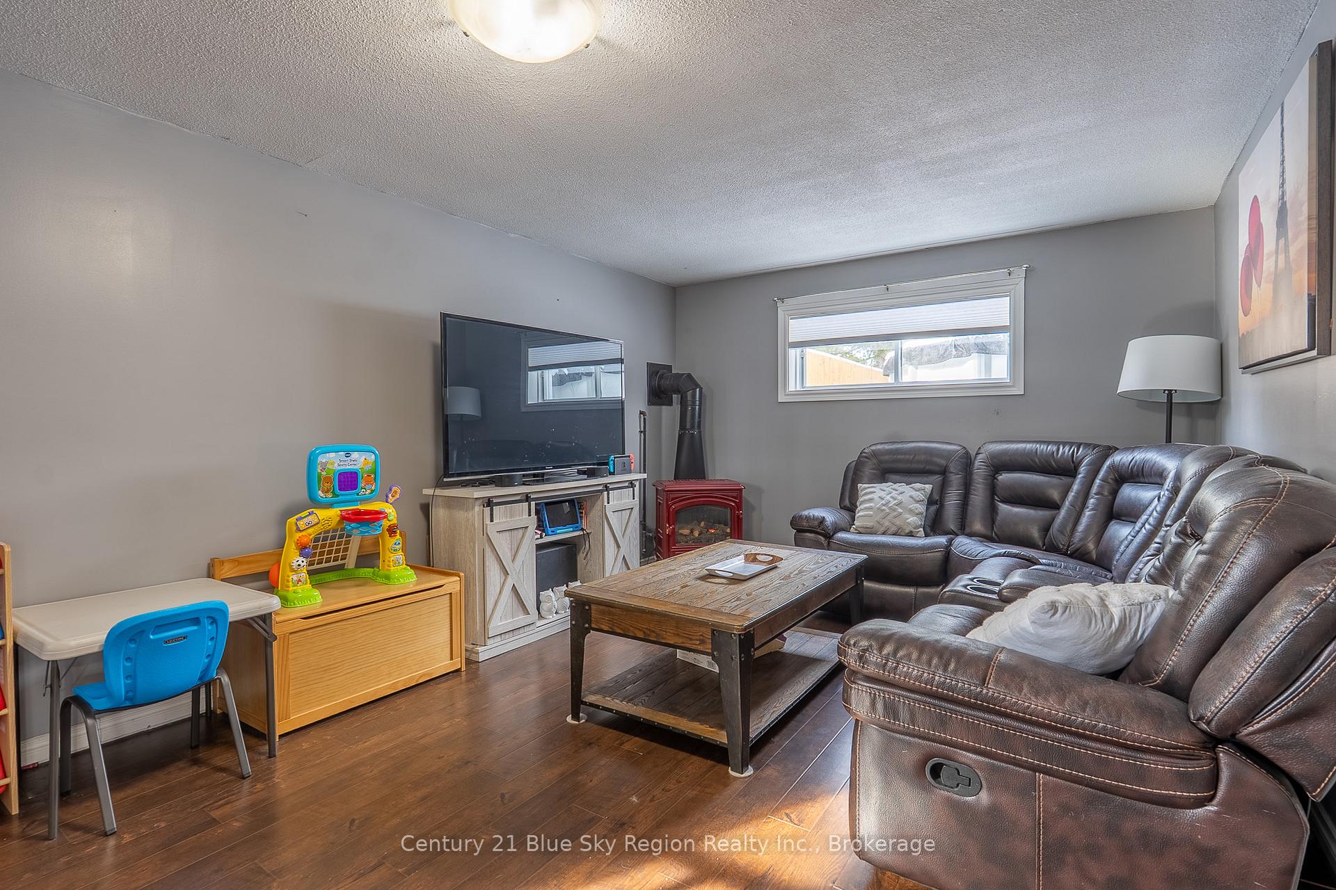 Photo 29 of 437 Mageau Street, West Nipissing, Sturgeon Falls — HOMEH