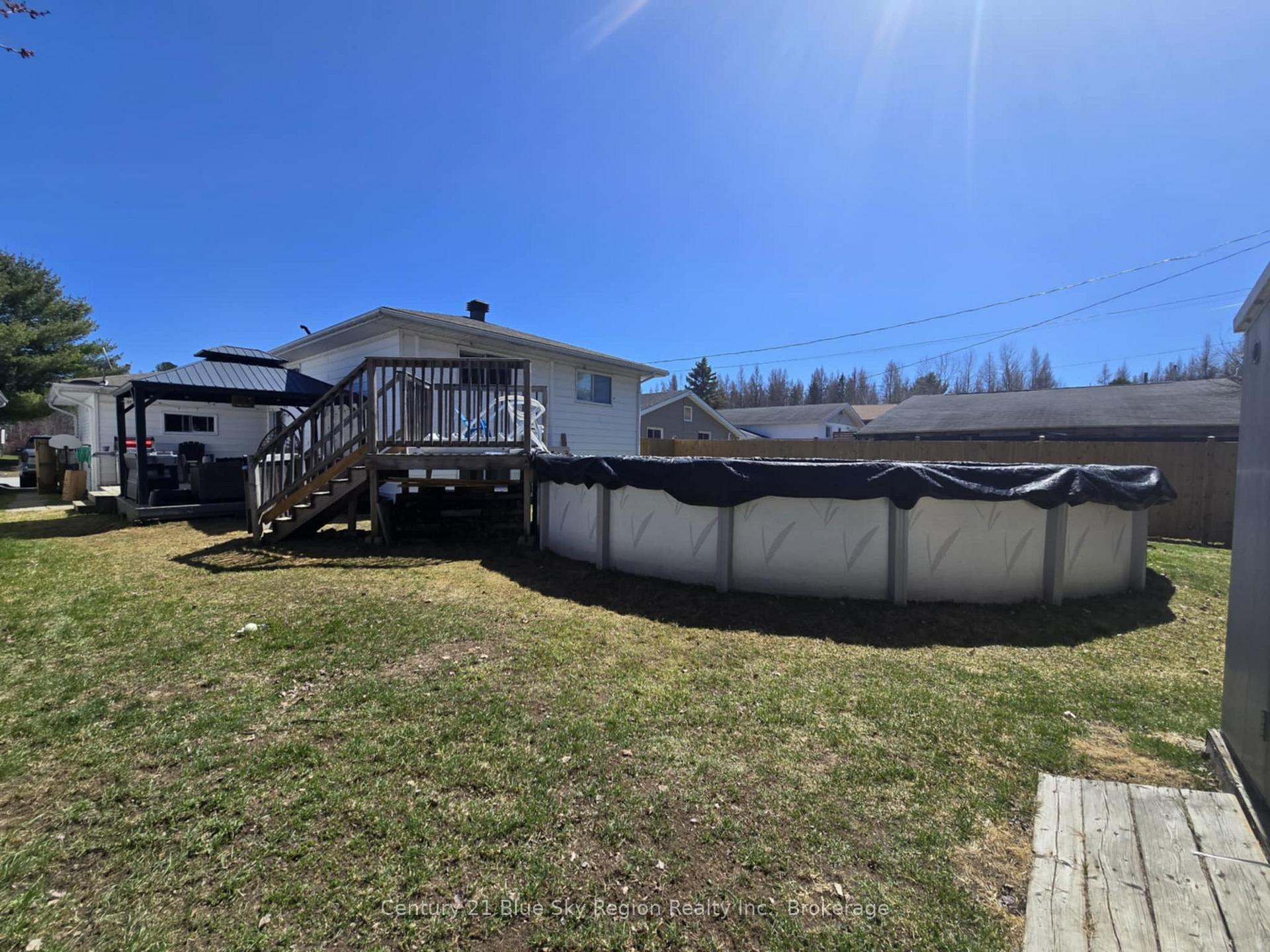 Photo 42 of 437 Mageau Street, West Nipissing, Sturgeon Falls — HOMEH