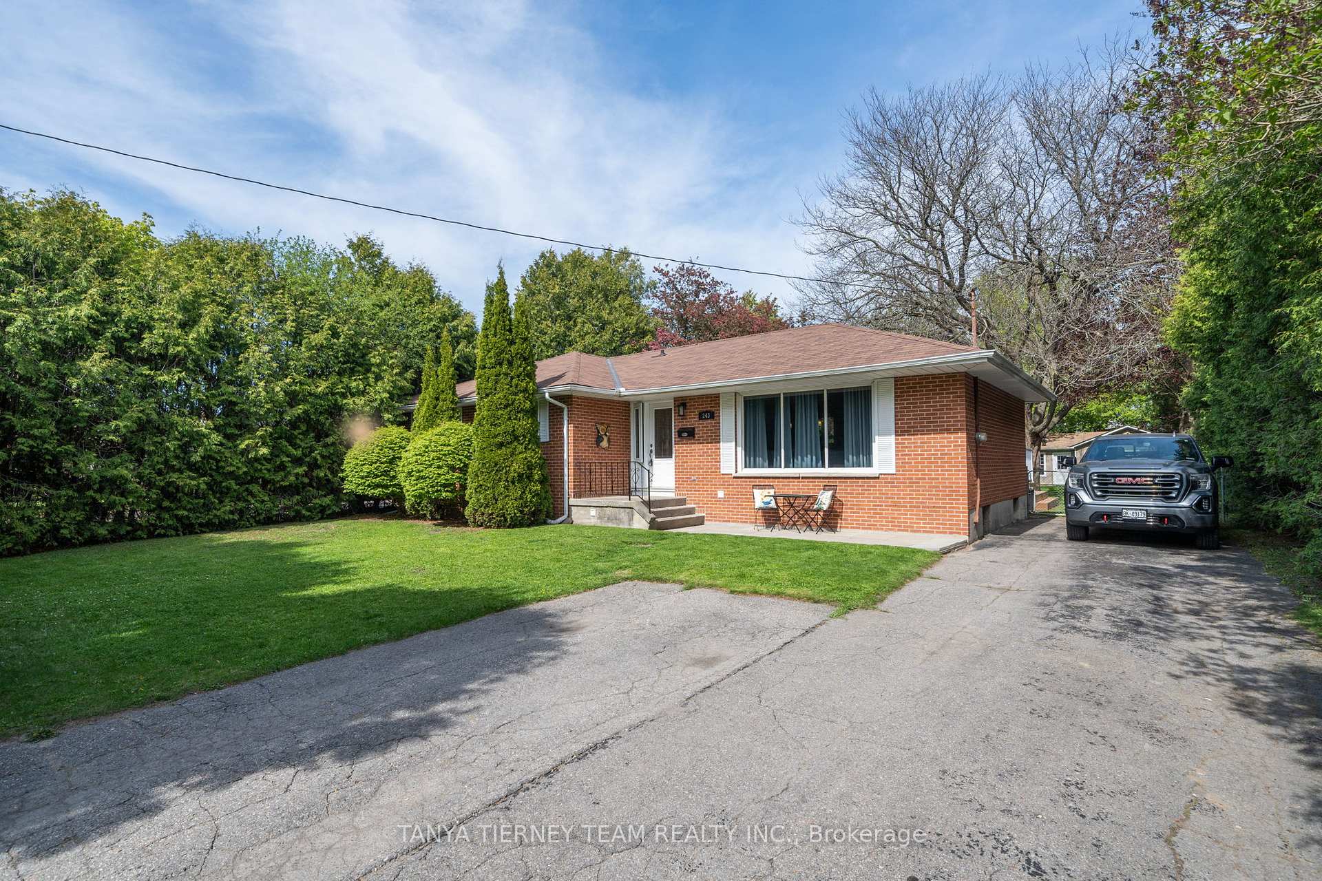 Photo 3 of 243 Garrard Road, Whitby, Blue Grass Meadows — HOMEH