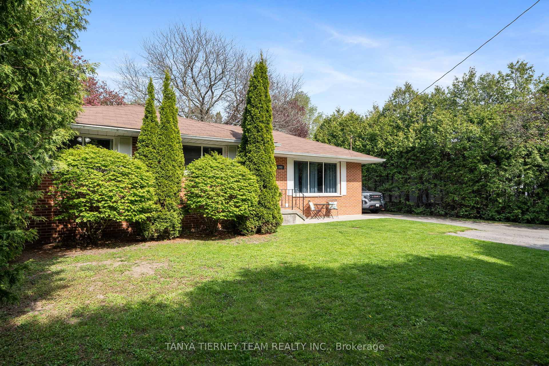 Photo 4 of 243 Garrard Road, Whitby, Blue Grass Meadows — HOMEH