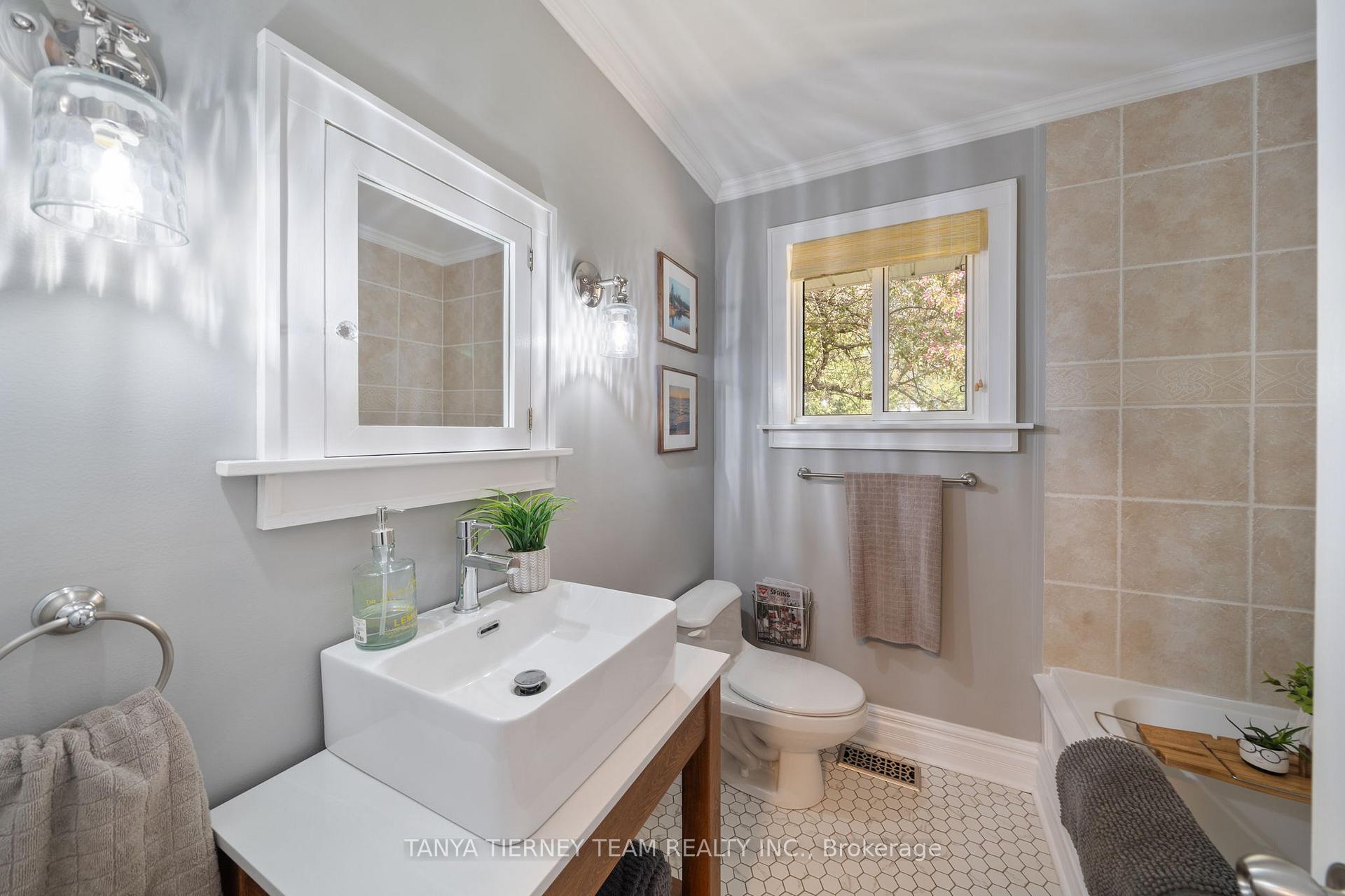 Photo 25 of 243 Garrard Road, Whitby, Blue Grass Meadows — HOMEH