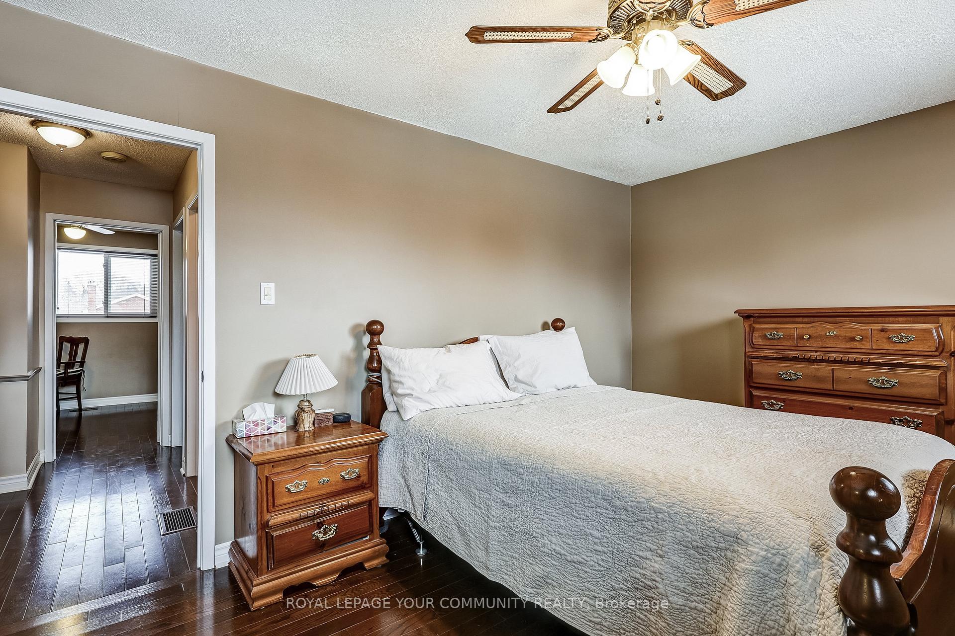 Photo 15 of 151 Trothen Circle, Markham, Markham Village — HOMEH