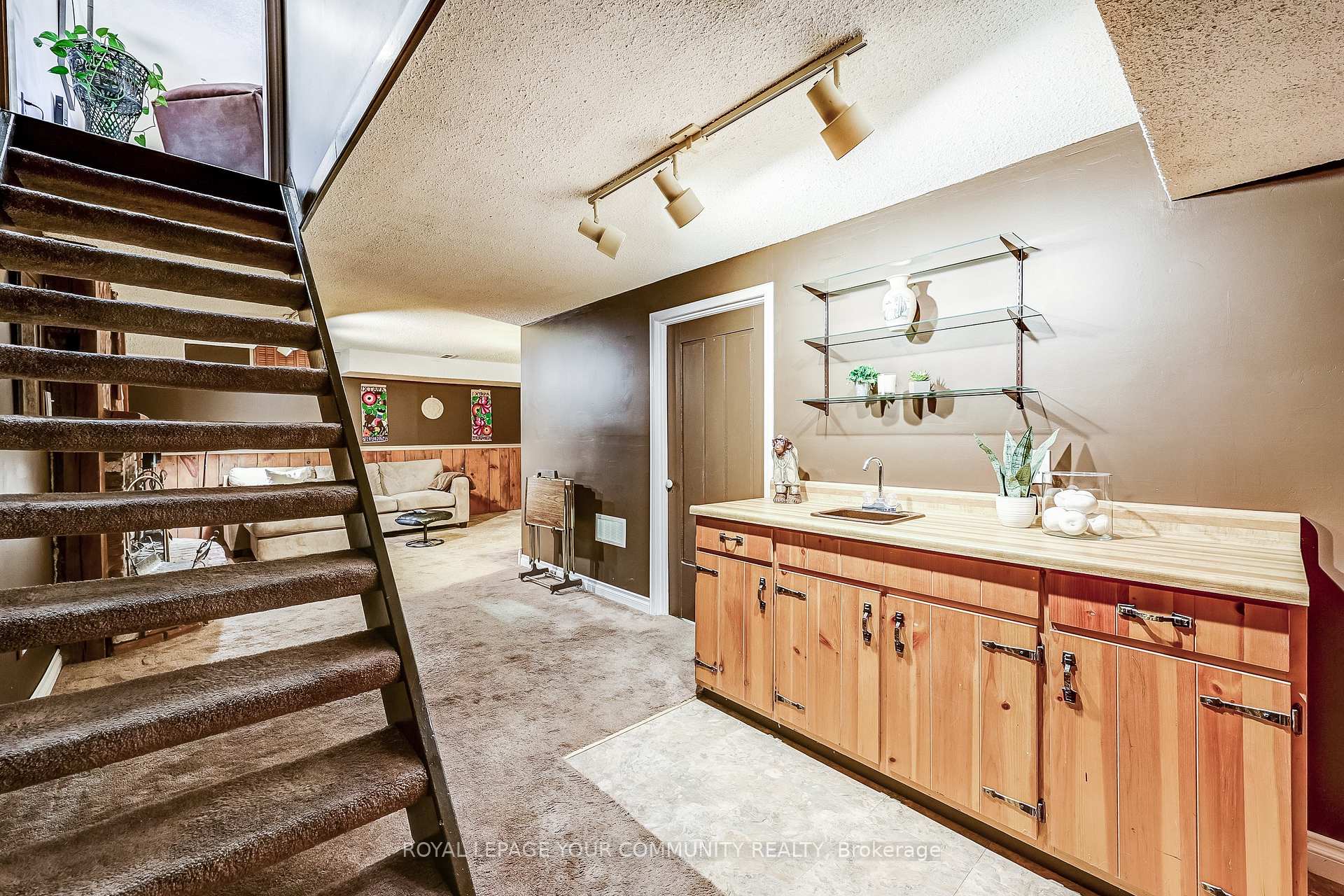Photo 16 of 151 Trothen Circle, Markham, Markham Village — HOMEH