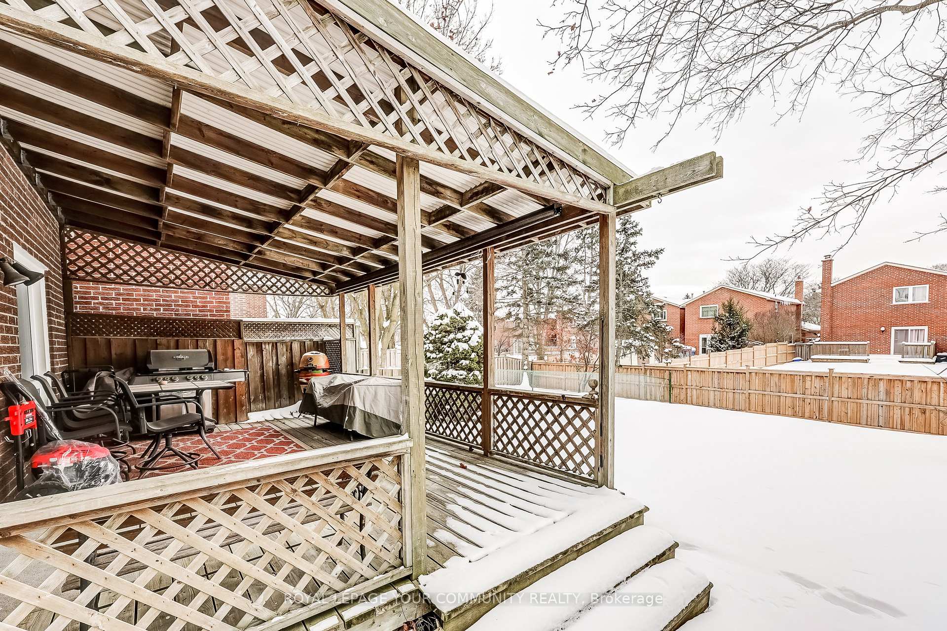Photo 22 of 151 Trothen Circle, Markham, Markham Village — HOMEH