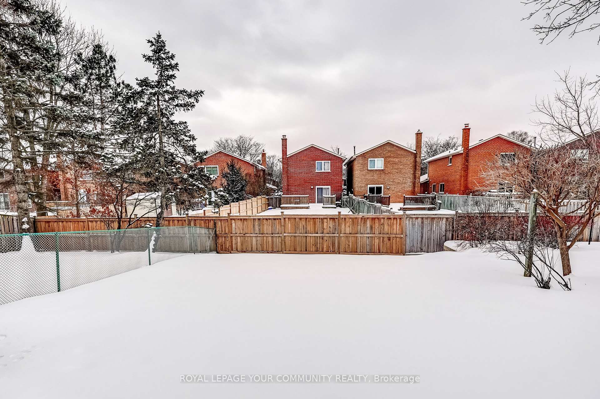 Photo 23 of 151 Trothen Circle, Markham, Markham Village — HOMEH