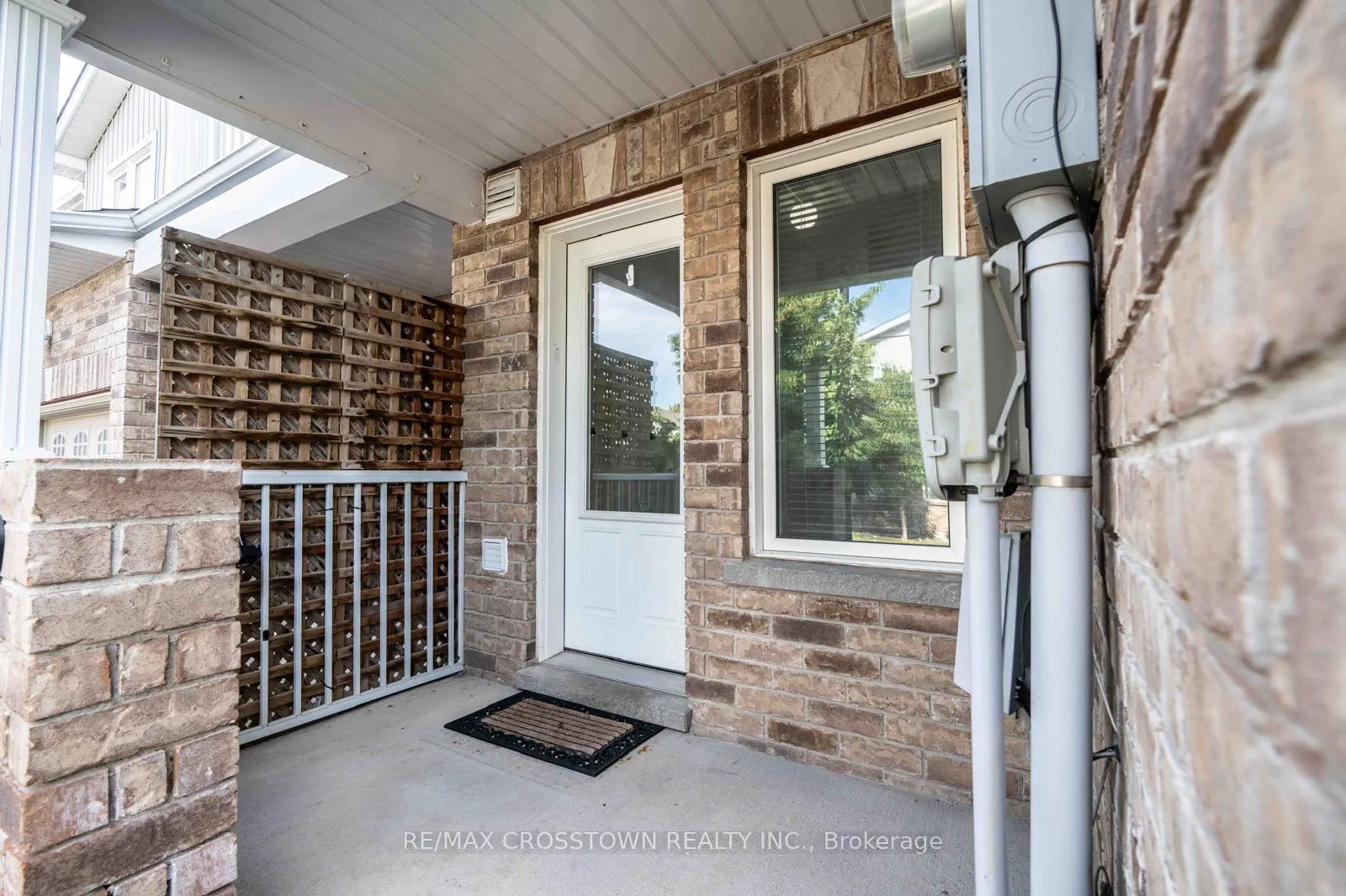 Photo 3 of Unit 39, 75 Prince William Way, Barrie, Innis-Shore — HOMEH