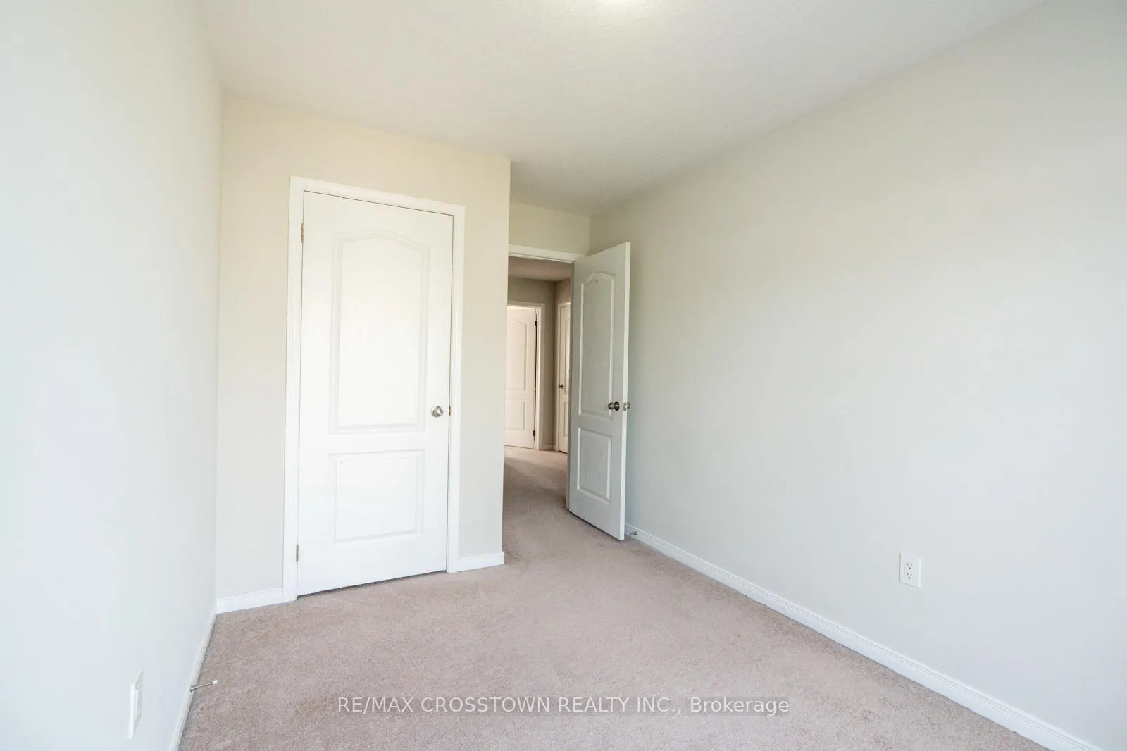 Photo 11 of Unit 39, 75 Prince William Way, Barrie, Innis-Shore — HOMEH