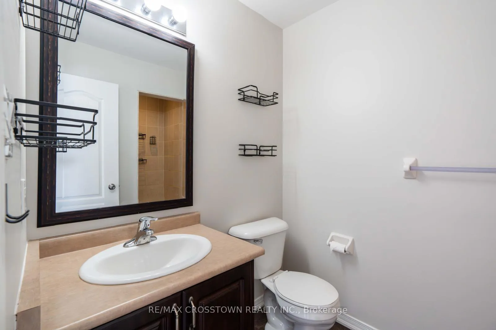 Photo 17 of Unit 39, 75 Prince William Way, Barrie, Innis-Shore — HOMEH