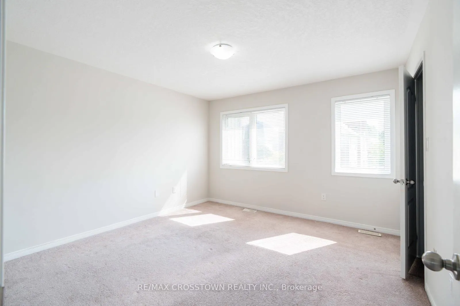 Photo 26 of Unit 39, 75 Prince William Way, Barrie, Innis-Shore — HOMEH