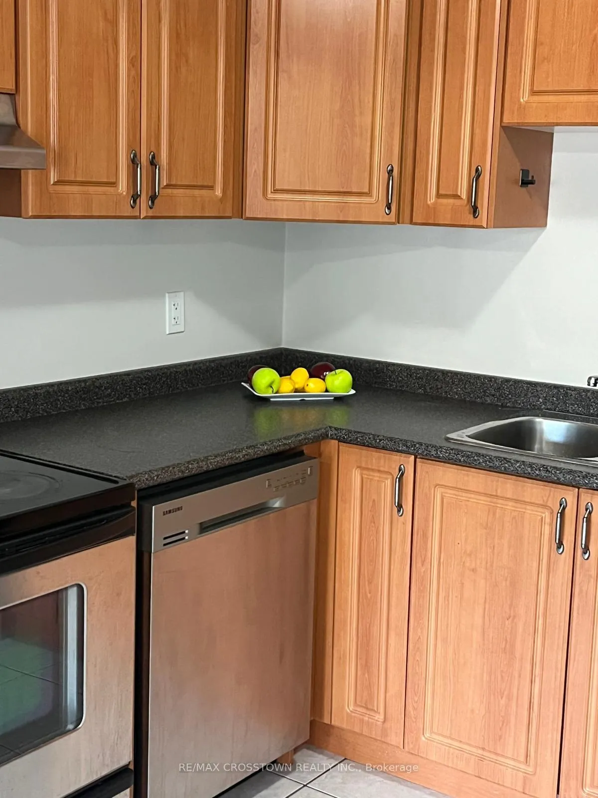 Photo 33 of Unit 39, 75 Prince William Way, Barrie, Innis-Shore — HOMEH