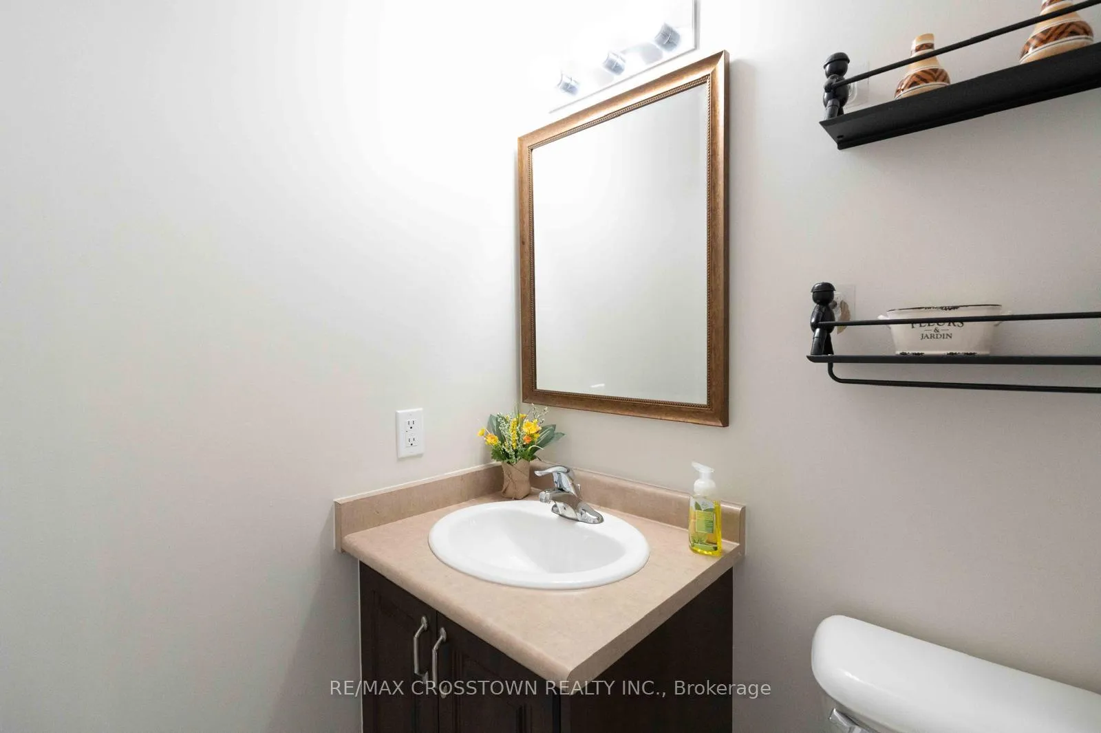 Photo 44 of Unit 39, 75 Prince William Way, Barrie, Innis-Shore — HOMEH