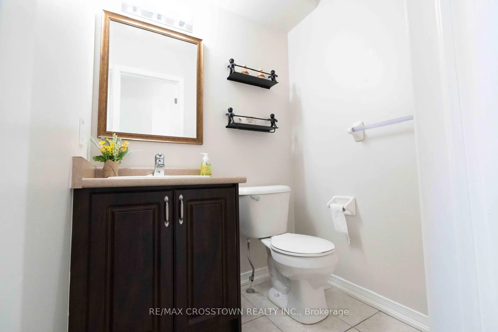 Photo 45 of Unit 39, 75 Prince William Way, Barrie, Innis-Shore — HOMEH