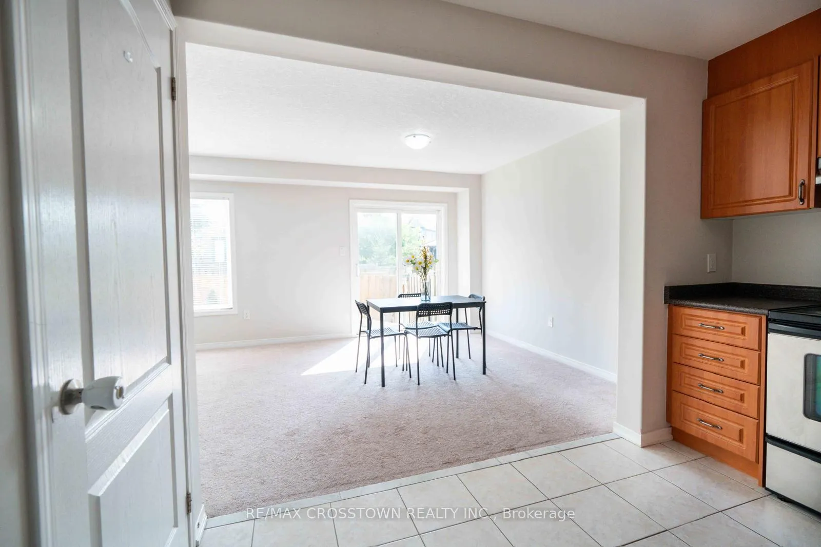 Photo 47 of Unit 39, 75 Prince William Way, Barrie, Innis-Shore — HOMEH