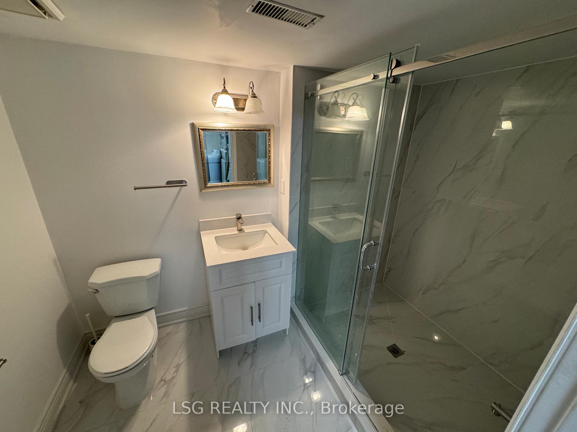 Photo 20 of 46 Devins Drive, Aurora, Aurora Heights — HOMEH