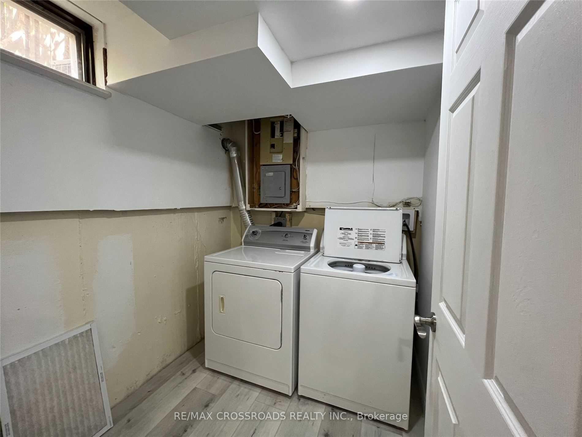 Photo 26 of 27 Fernway Crescent, Whitby, Pringle Creek — HOMEH