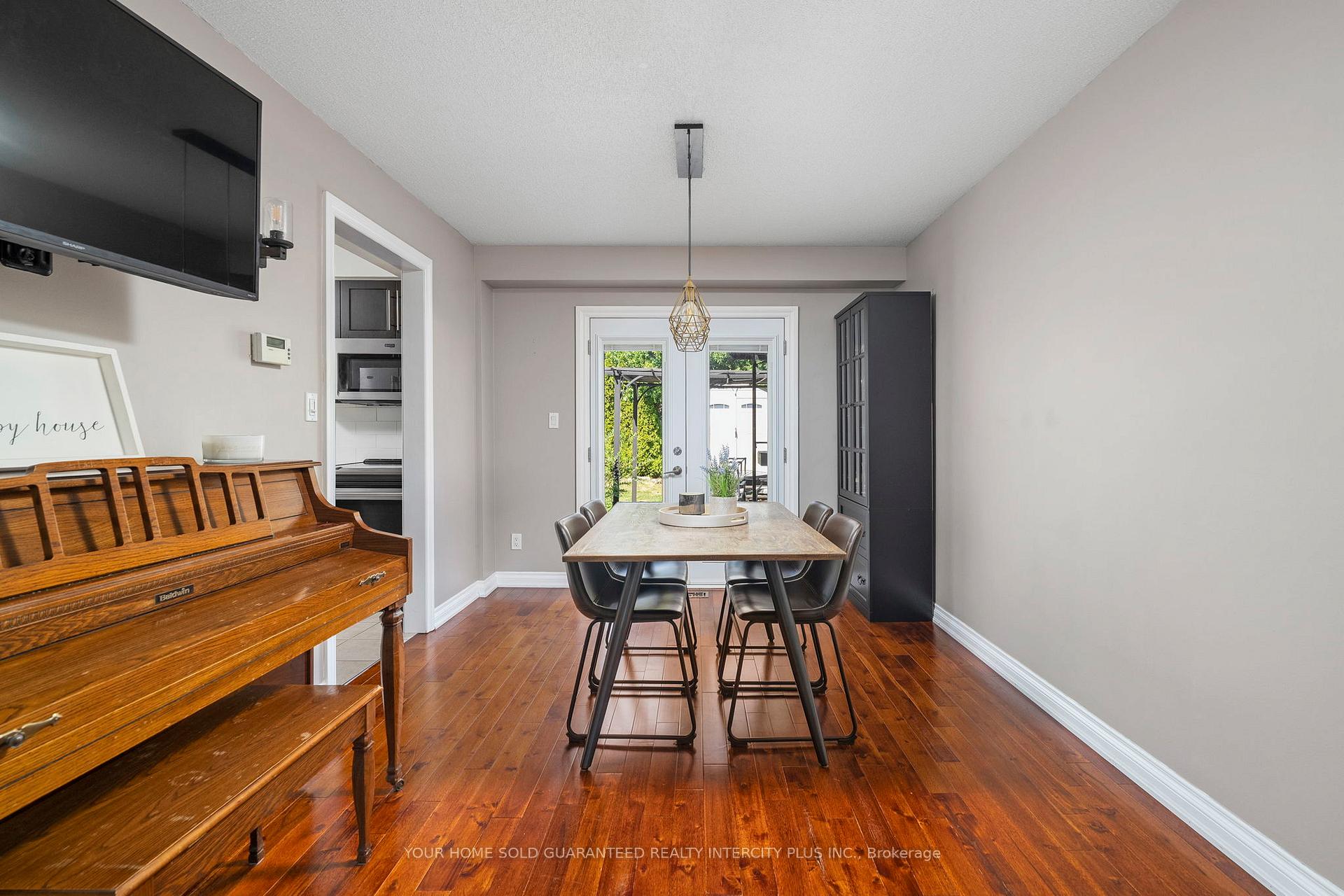 Photo 12 of 54 Lowder Place, Whitby, Blue Grass Meadows — HOMEH
